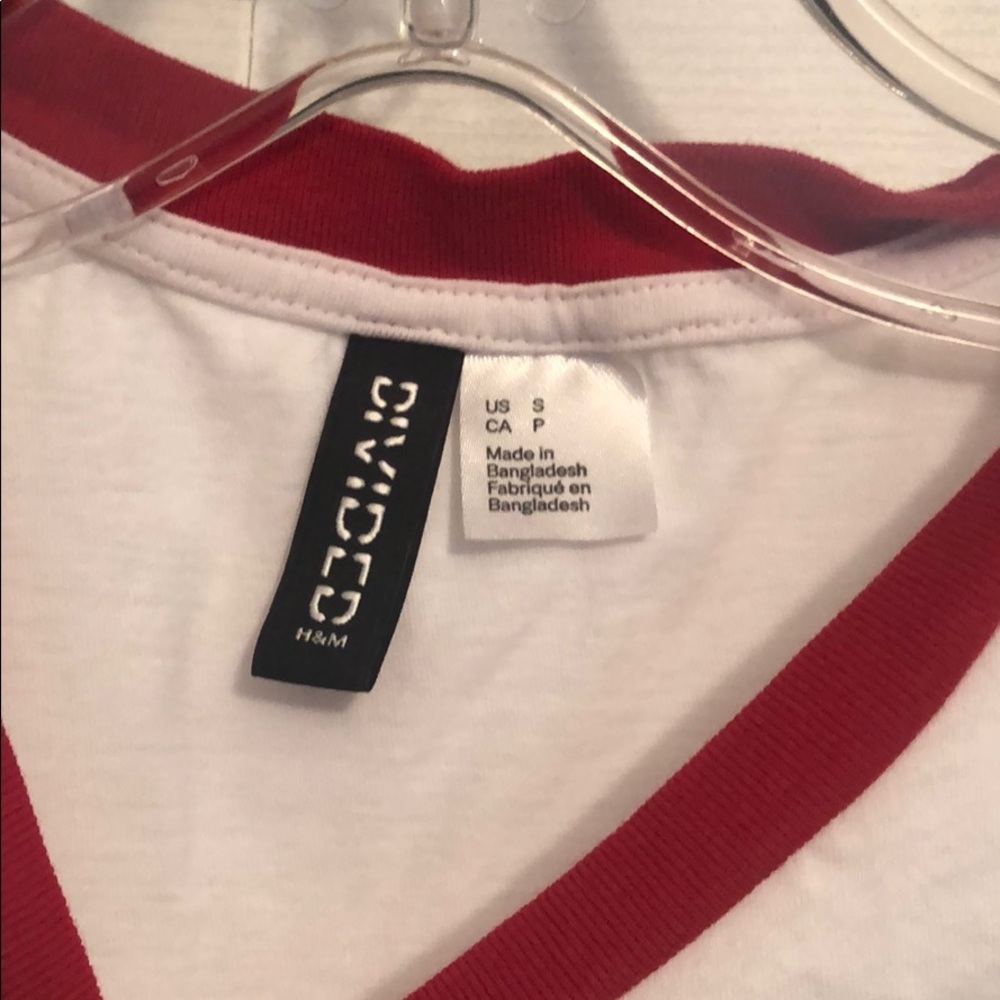 Basic white tee - Picture 2 of 2